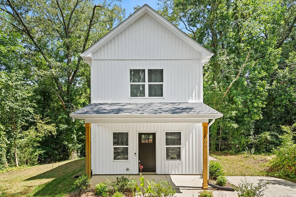 2 bed, 2.5 bath, 1115 sqft, $1,650 — Photo 1