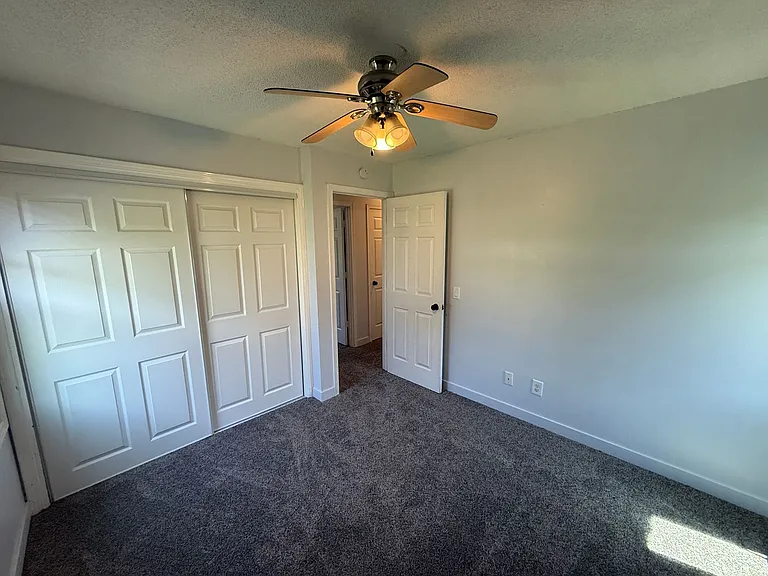 7812 Brookfield Dr — Photo 13