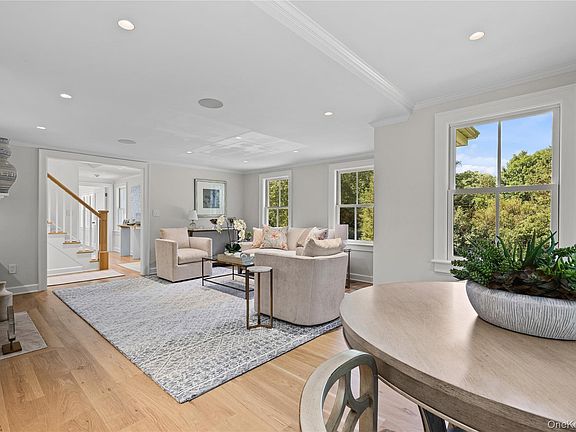 5th image of 81 Springhurst Road