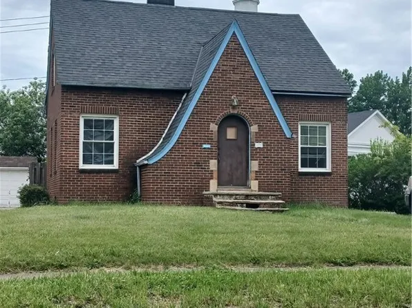 230 E 211th St, Euclid, OH 44123