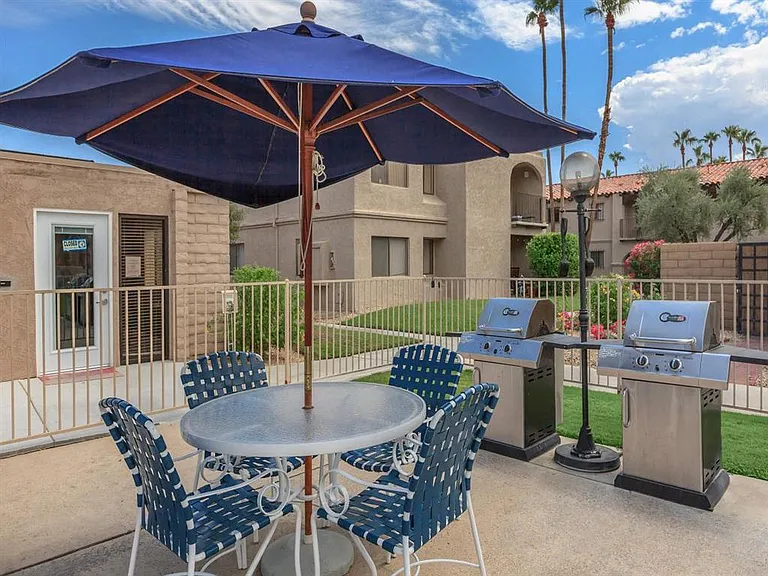 San Jacinto RC Apartments — Photo 28
