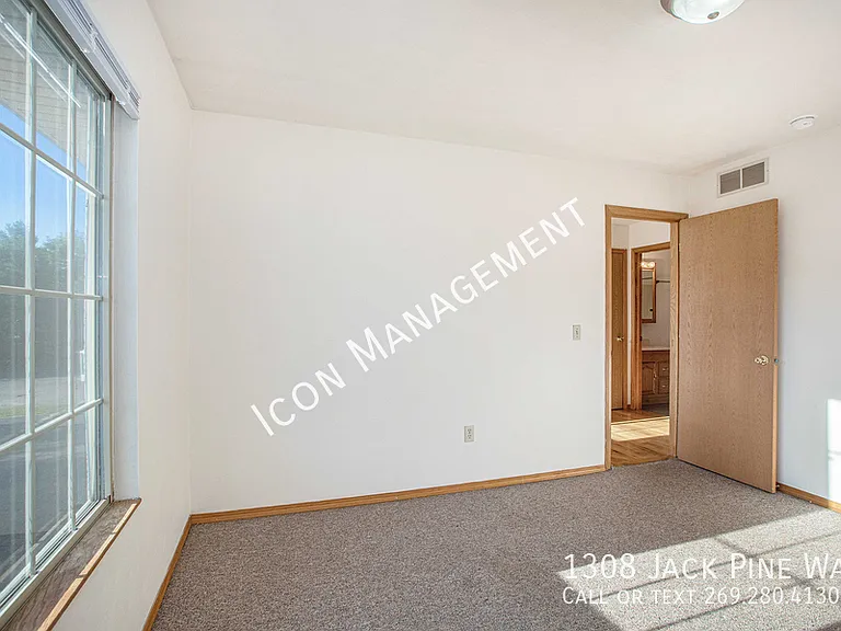 1308 Jack Pine Way — Photo 7