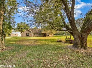15710 Old Pierce Rd, Fairhope, AL 36532
