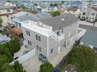 322 40th St S #B, Brigantine, NJ 08203