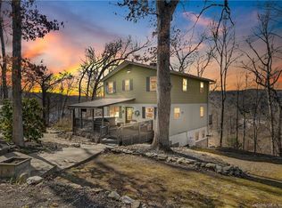 56 Fairfield Dr, Southbury, CT 06488