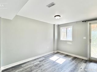 27A View Green Cres #2, Toronto, ON M9W7E1