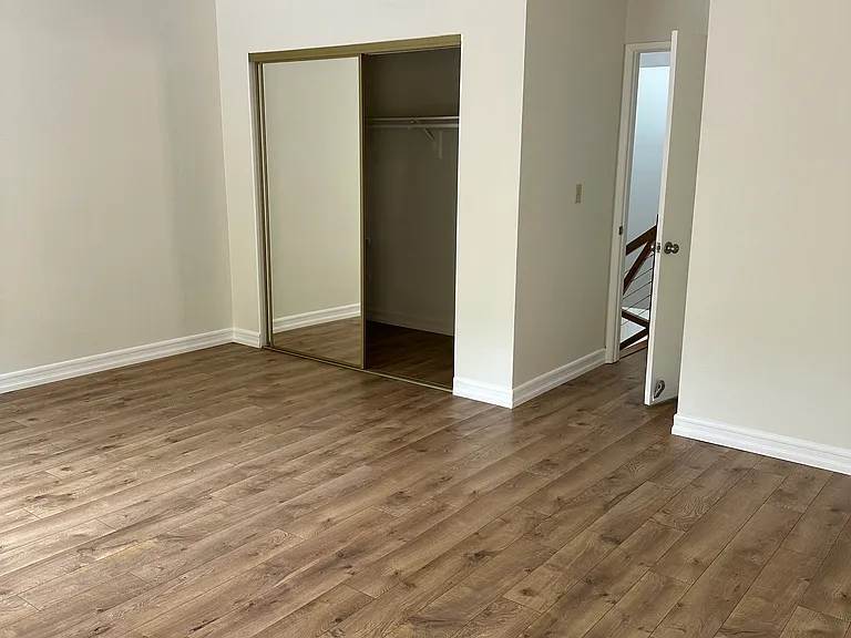 505 Arundell Cir #505 — Photo 5