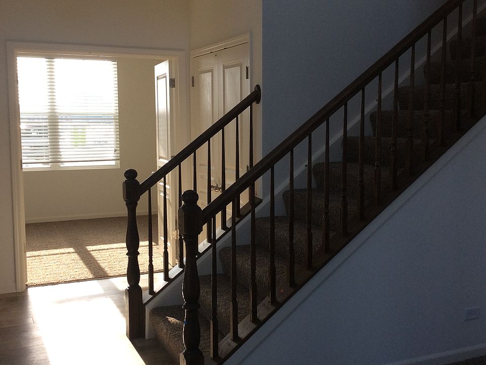 2nd image of 1468 Lighthouse Ln