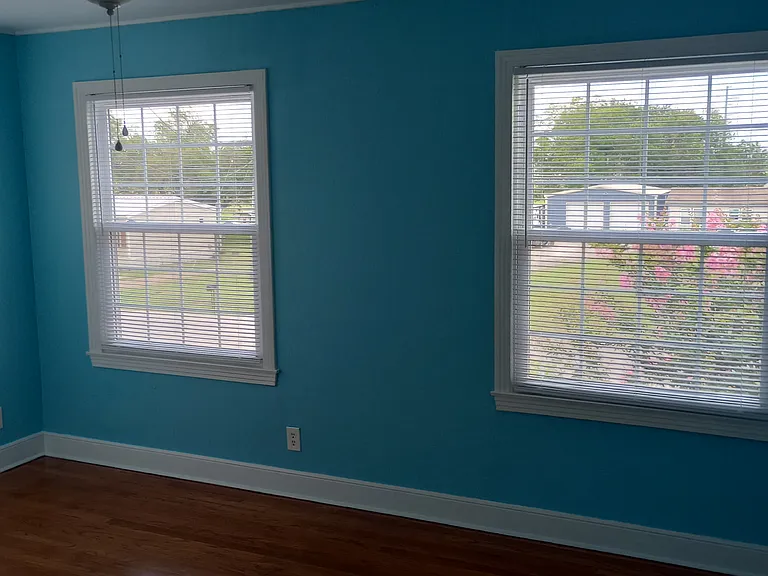 405 Nelson Ave — Photo 16