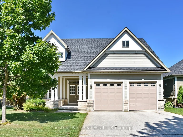 38 Clubhouse Dr — Photo 1