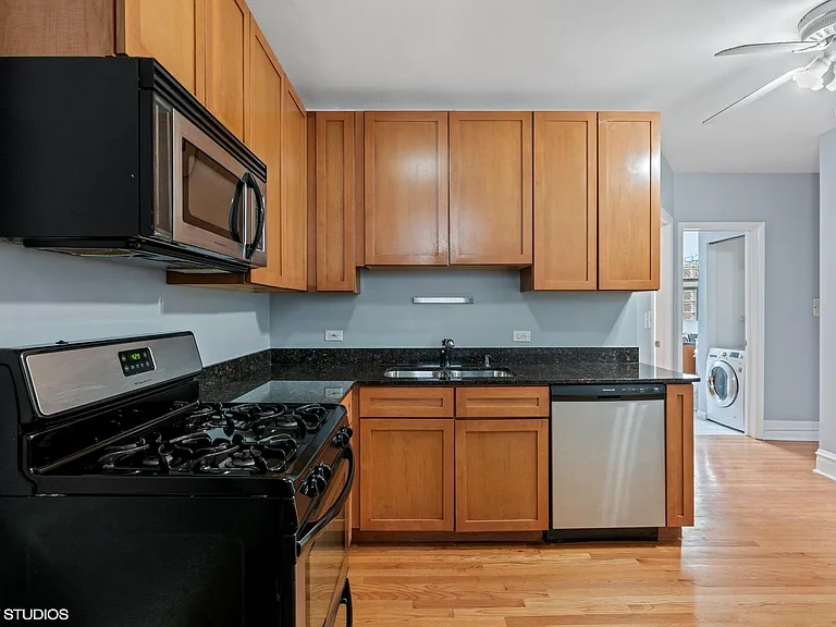2839 N Sawyer Ave #2S — Photo 16