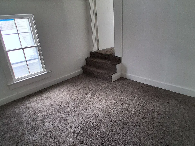 518 Scott St — Photo 8