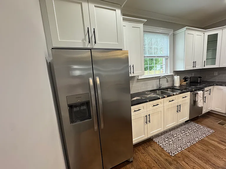 1150 W Washington St — Photo 17