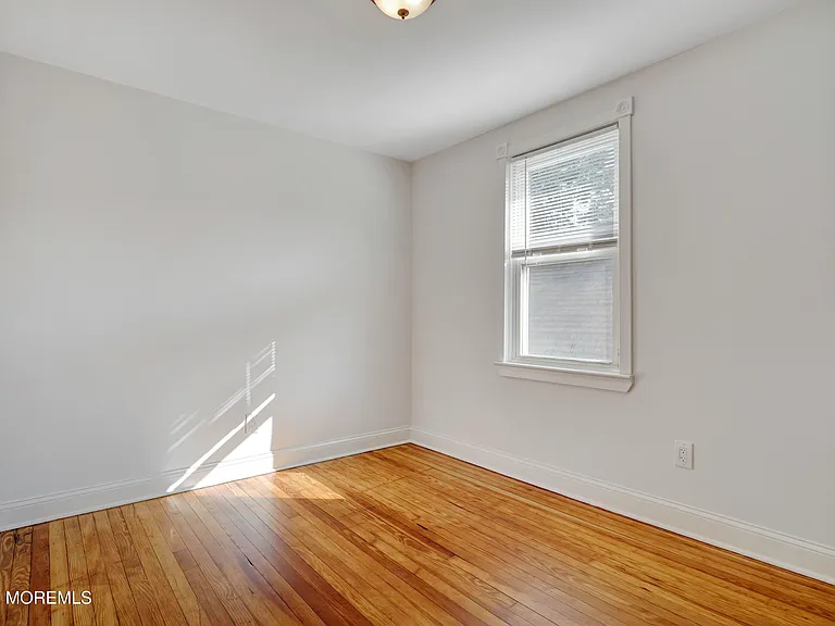 52 Leonard St — Photo 13