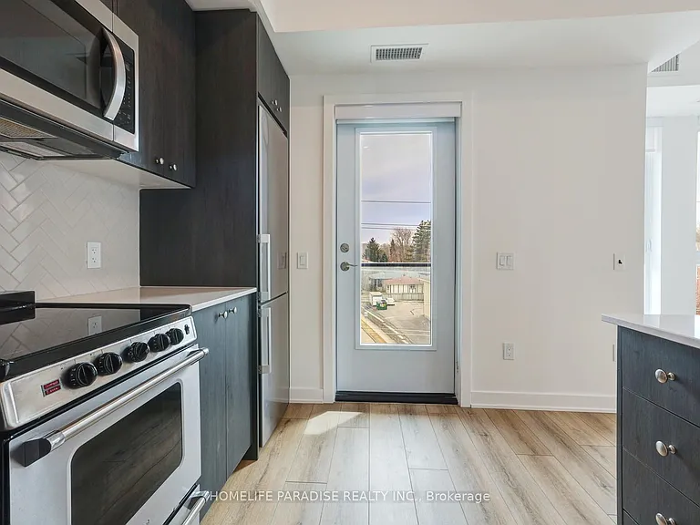 312 Erb St W #416 — Photo 16
