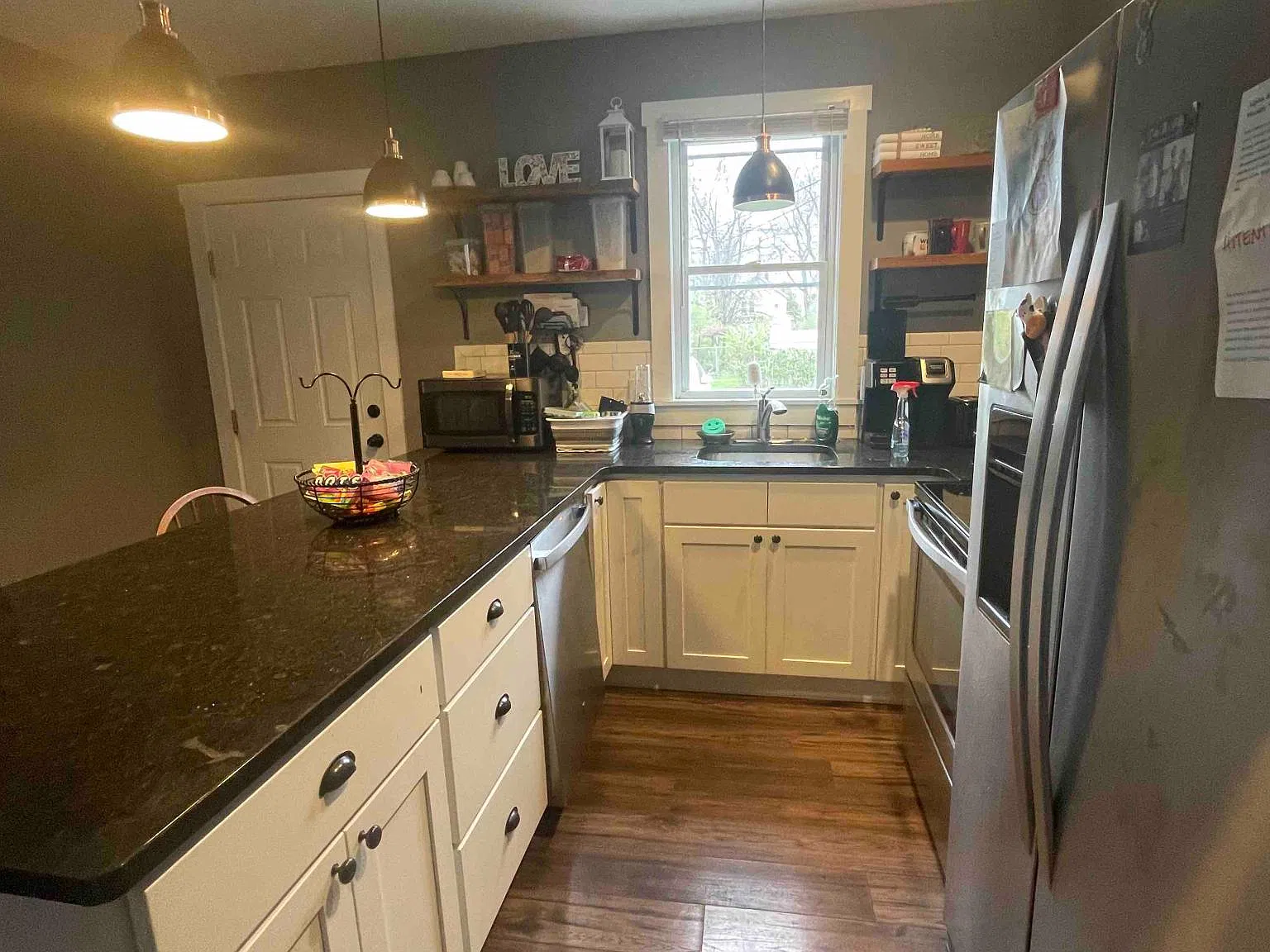 682 Gibbard Ave — Photo 4