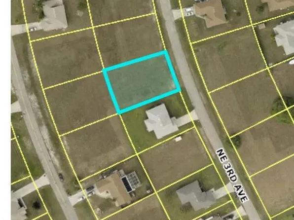 476 NE 3rd Ave, Cape Coral, FL 33909