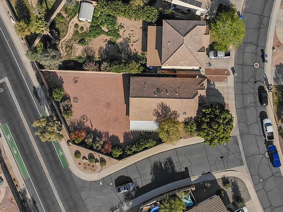 5th image of 12820 W Ash St