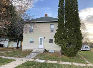 109 N Linn St, Shannon, IL 61078