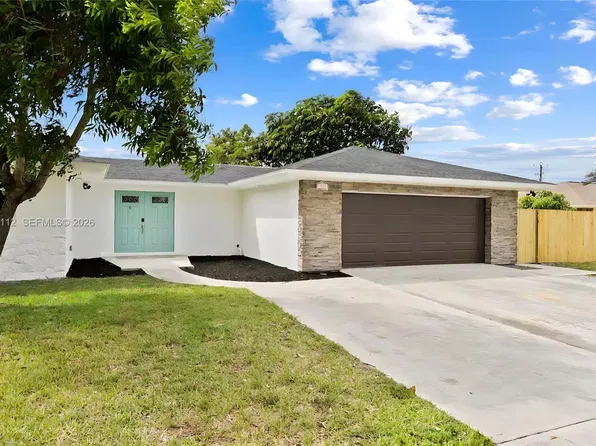 337 S Sequoia Dr, West Palm Beach, FL 33409
