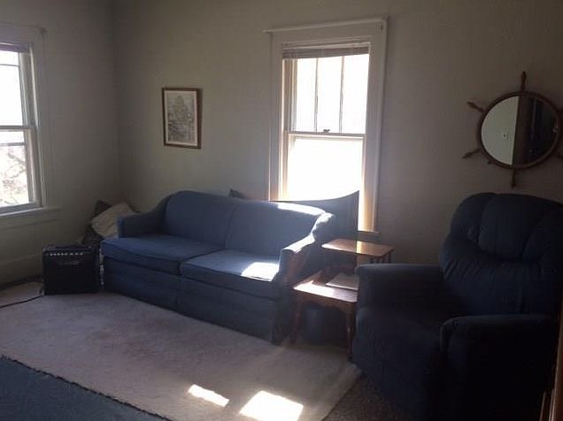 2nd image of 4417 University Ave APT 2