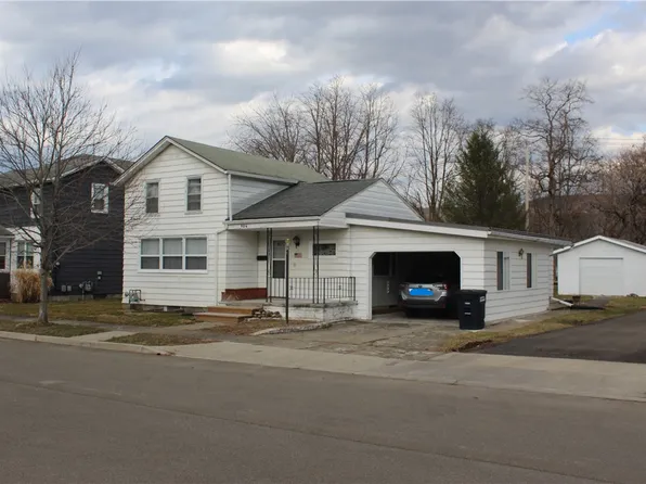 904 Magee St, Watkins Glen, NY 14891