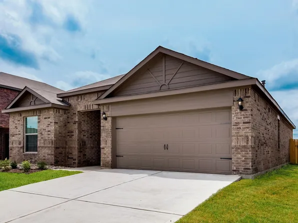 957 Clark Dr, Ferris, TX 75125