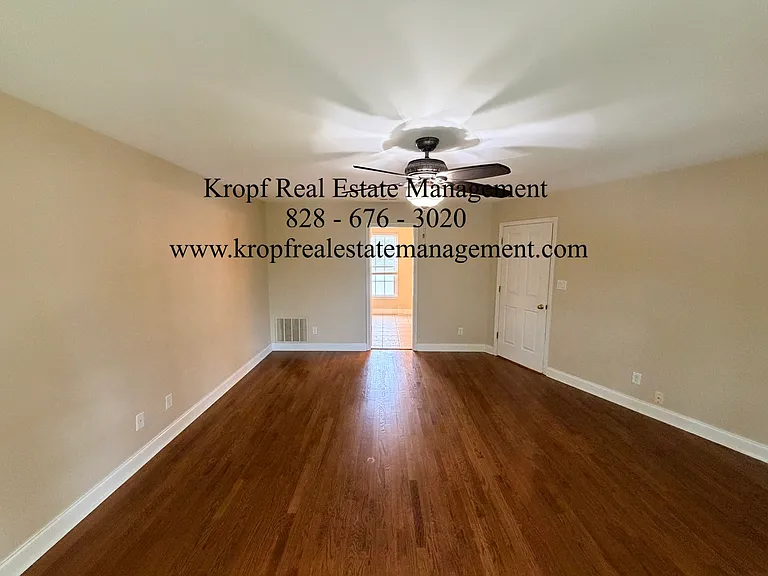 55 Round Top Rd — Photo 17