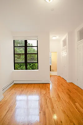 Rented by MNS | media 19