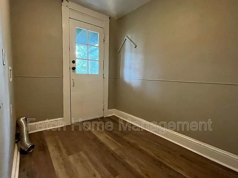 552 Pershing Ave #1 — Photo 8