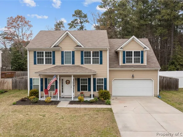 6977 Lakeside Dr, Hayes, VA 23072