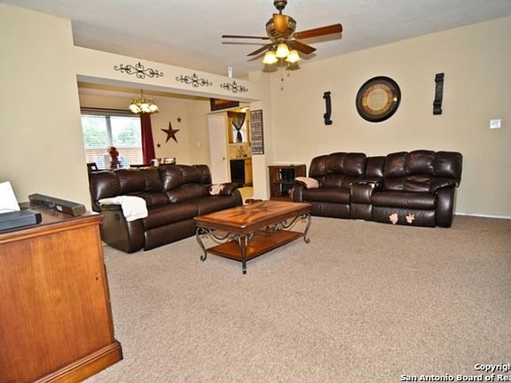 5th image of 8418 Oak Br