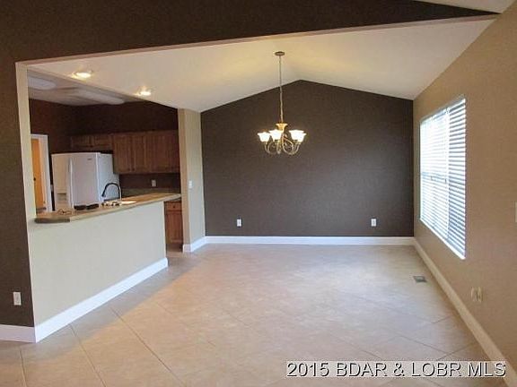 Spacious Dining Area