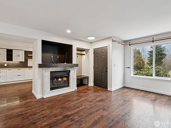 2nd image of 2210 Grade Road #7