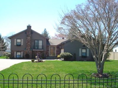 12 Maple Ct, Waterford, CT, 06385