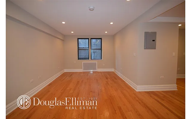 Rented by Douglas Elliman | media 34