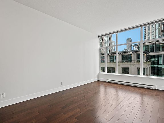 4th image of 888 Homer St #702