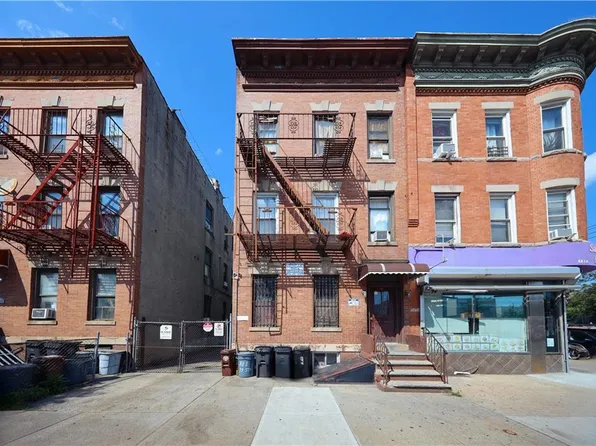 881 39th St, Brooklyn, NY 11232
