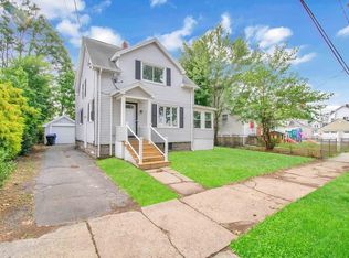 7 Littleton St, Springfield, MA 01104