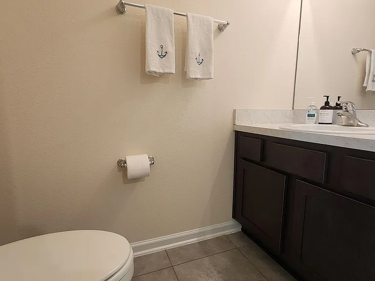 37 Temple Dr — Photo 10