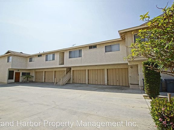 3rd image of 1130 Magnolia Ave APT D