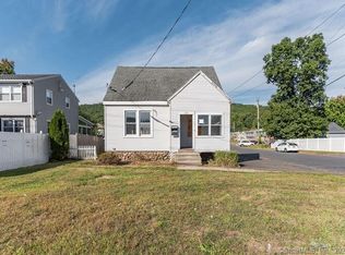 290 Lake Ave, Bristol, CT 06010