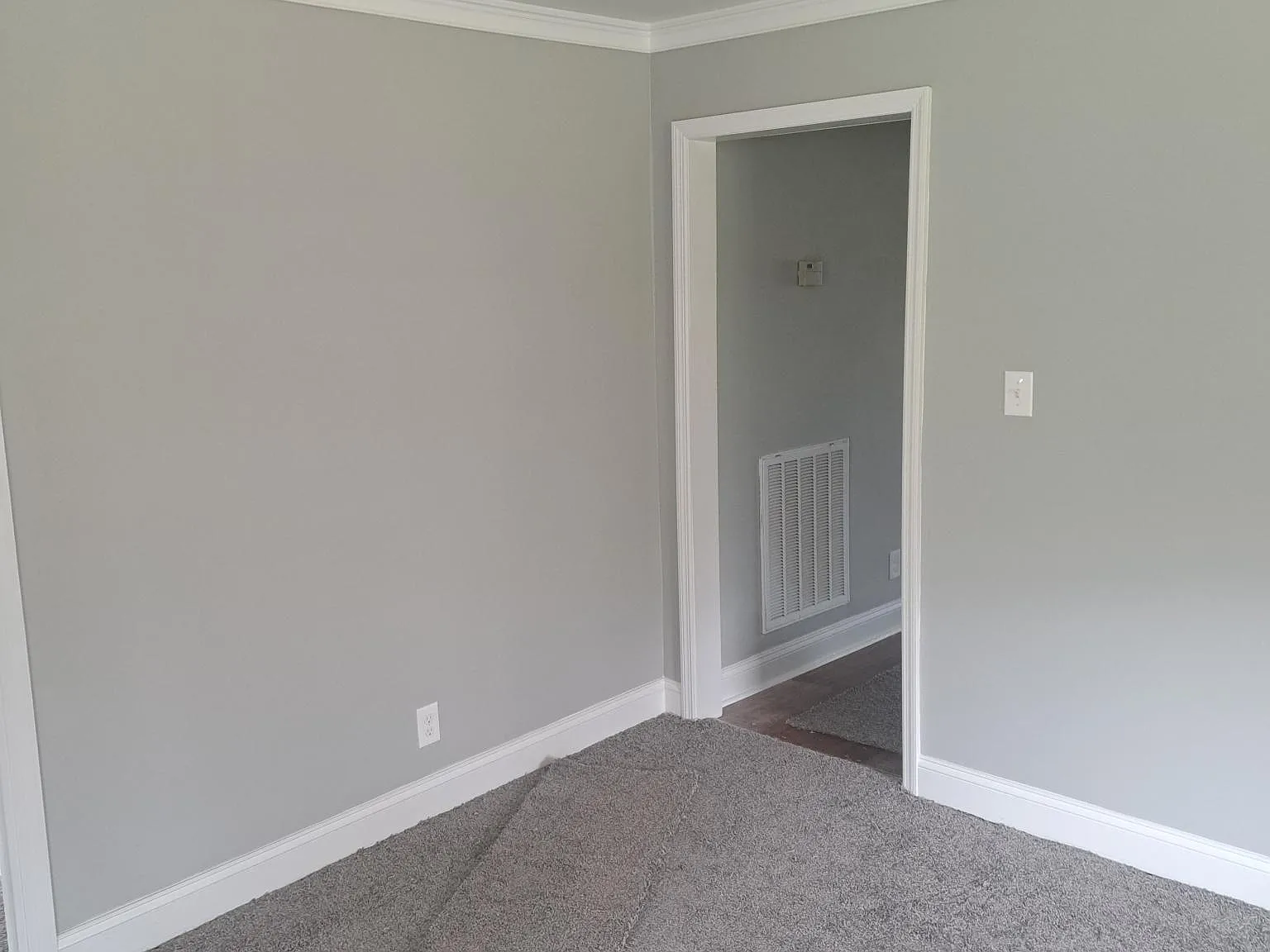 203 Foster Blvd — Photo 2