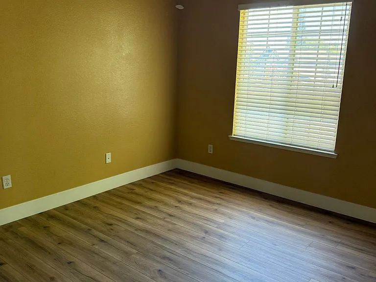 3053 English Oak Cir — Photo 5