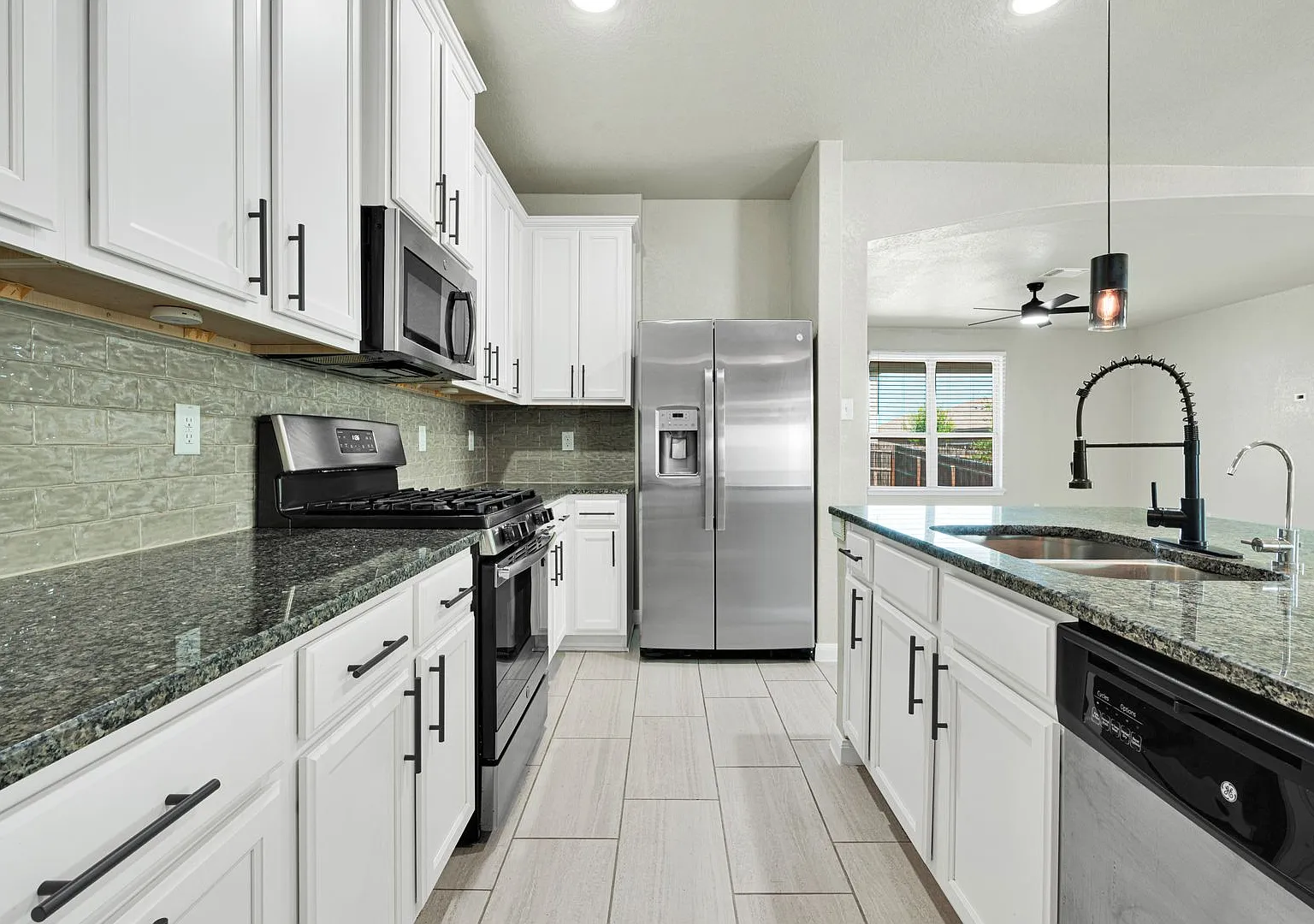 Charming 4-Bedroom Home in Texas Research Park Community Amenities & Prime Location! — Photo 3