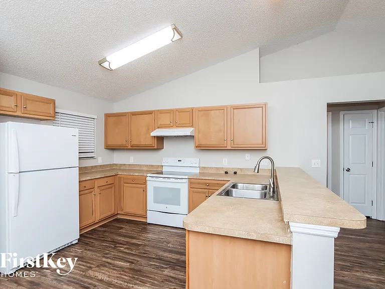 1448 Wacker Ave SE — Photo 6