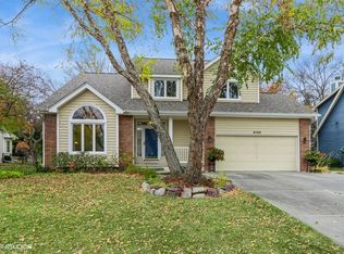 6150 Nottingham Dr, Johnston, IA 50131