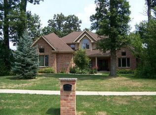 8941 Randall Dr, Saint John, IN 46373