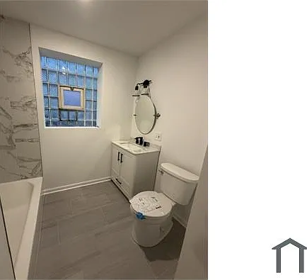 6825 S Crandon Ave #3 — Photo 9