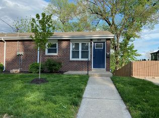1208 N 5th St, Saint Charles, MO 63301